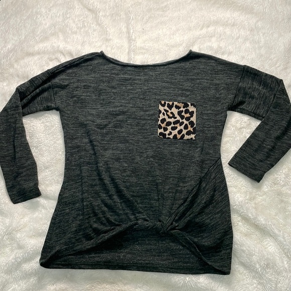 First Love Gray long sleeve with cheetah print pocket - Picture 1 of 5